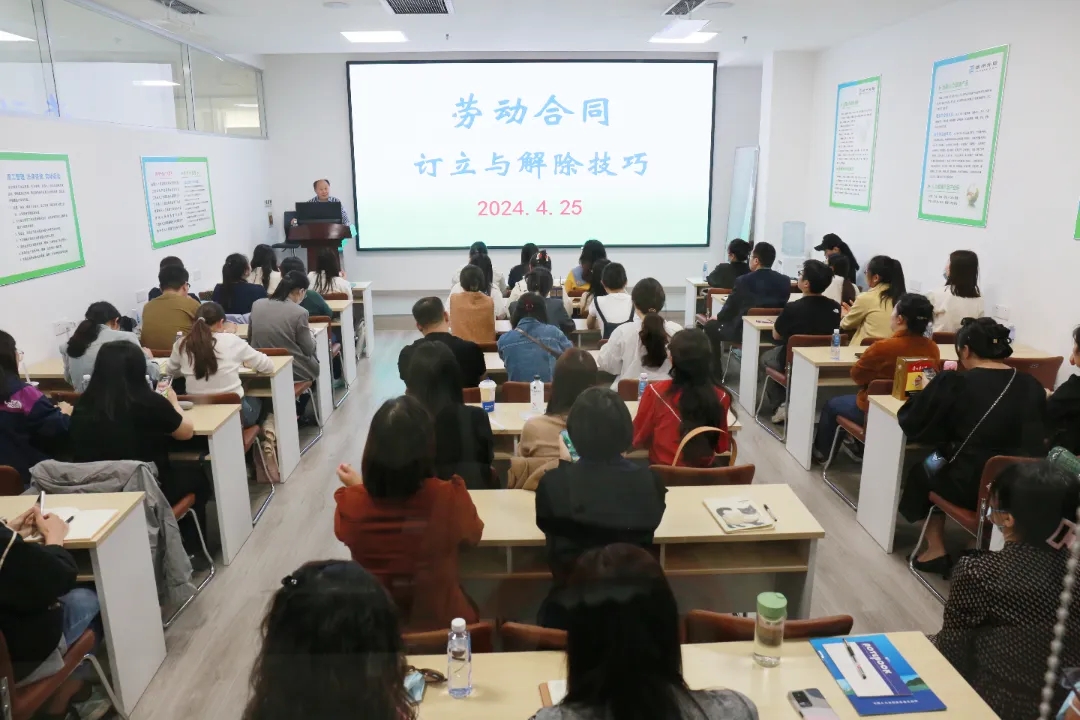 20240426_170457_000.jpg 20240426_170457_000.jpg